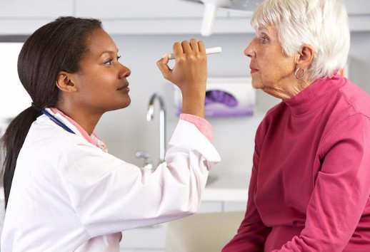 ما بعد عملية تصحيح النظر بالليزر