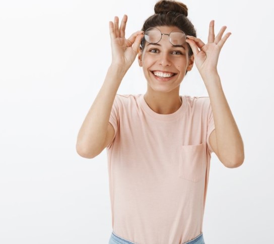 تصحيح النظر للاطفال و المسنين