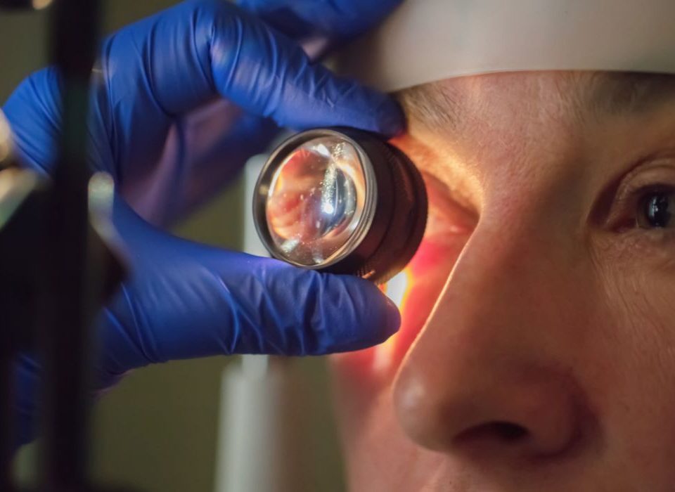 تكلفة فحص قاع العين