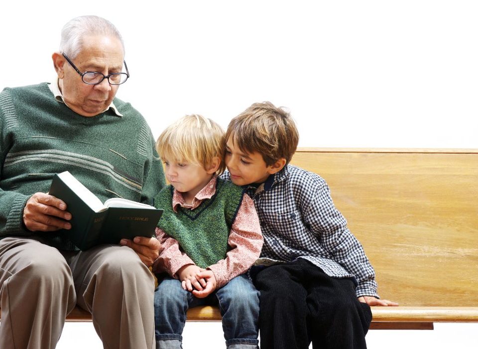 تصحيح النظر للاطفال و المسنين