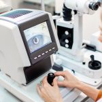 متى تزور حكيم عيون