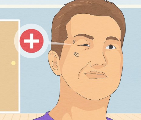 رفرفة العين اليسرى