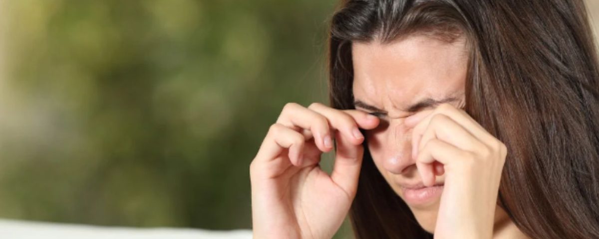 علاج جفاف العين في المنزل