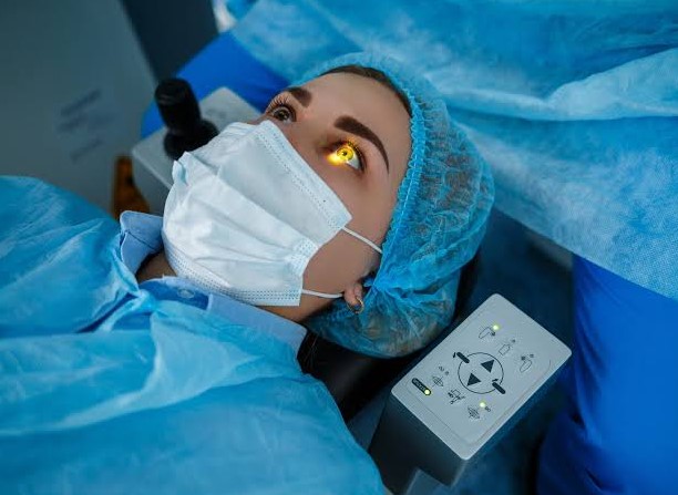 طرق علاج المياه البيضاء